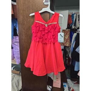 Size 4 brand new princess moana dress from the disney store.Item 297